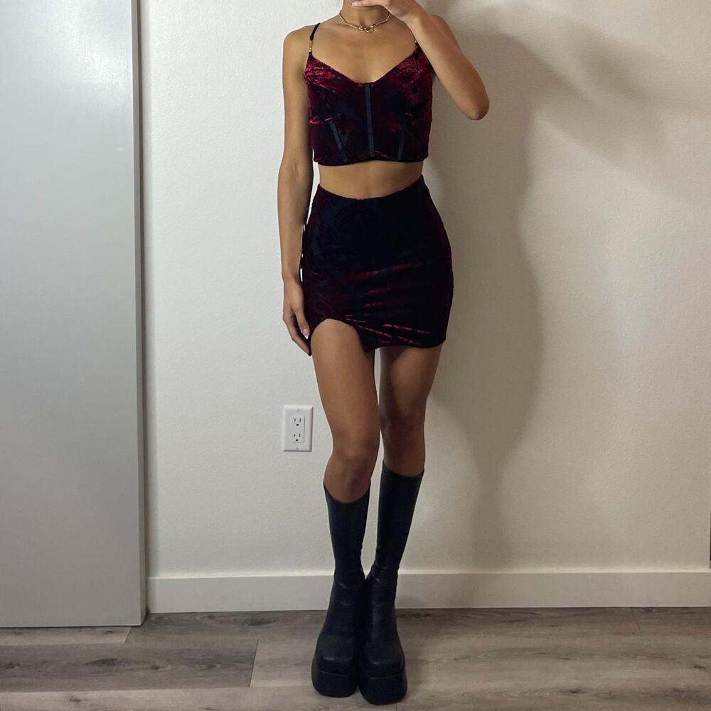 Black and Burgundy Velvet Set